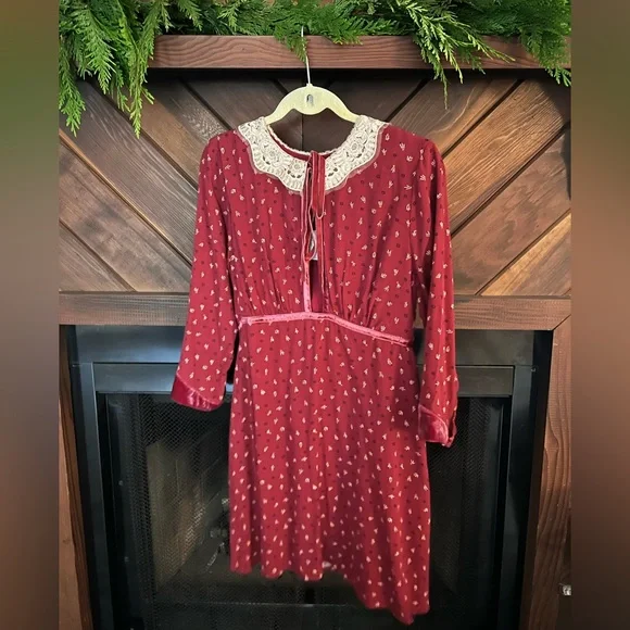 Free people holiday dress. - Picture 2 of 5